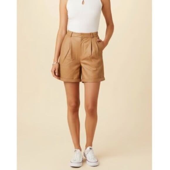 NWT Deadwood Suzy Tan Leather Shorts Pleated High Rise Lambskin US 6